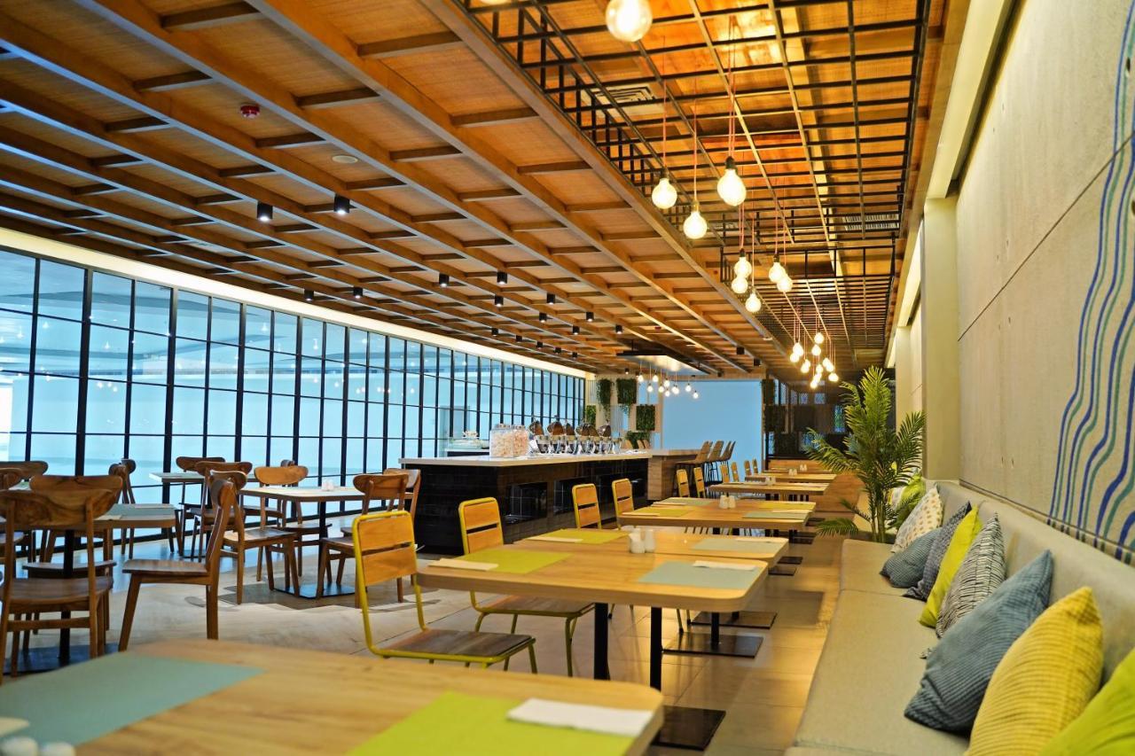 Palm Park Hotel Σουραμπάγια Εξωτερικό φωτογραφία
